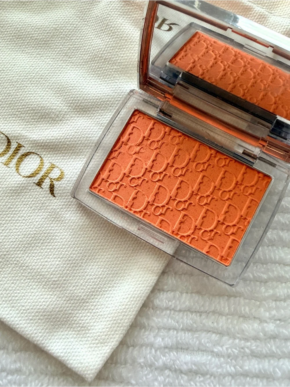 Dior Rosy Glow in shade 004 Coral BN (with flaw) + Dust Bag Discontinued Shade